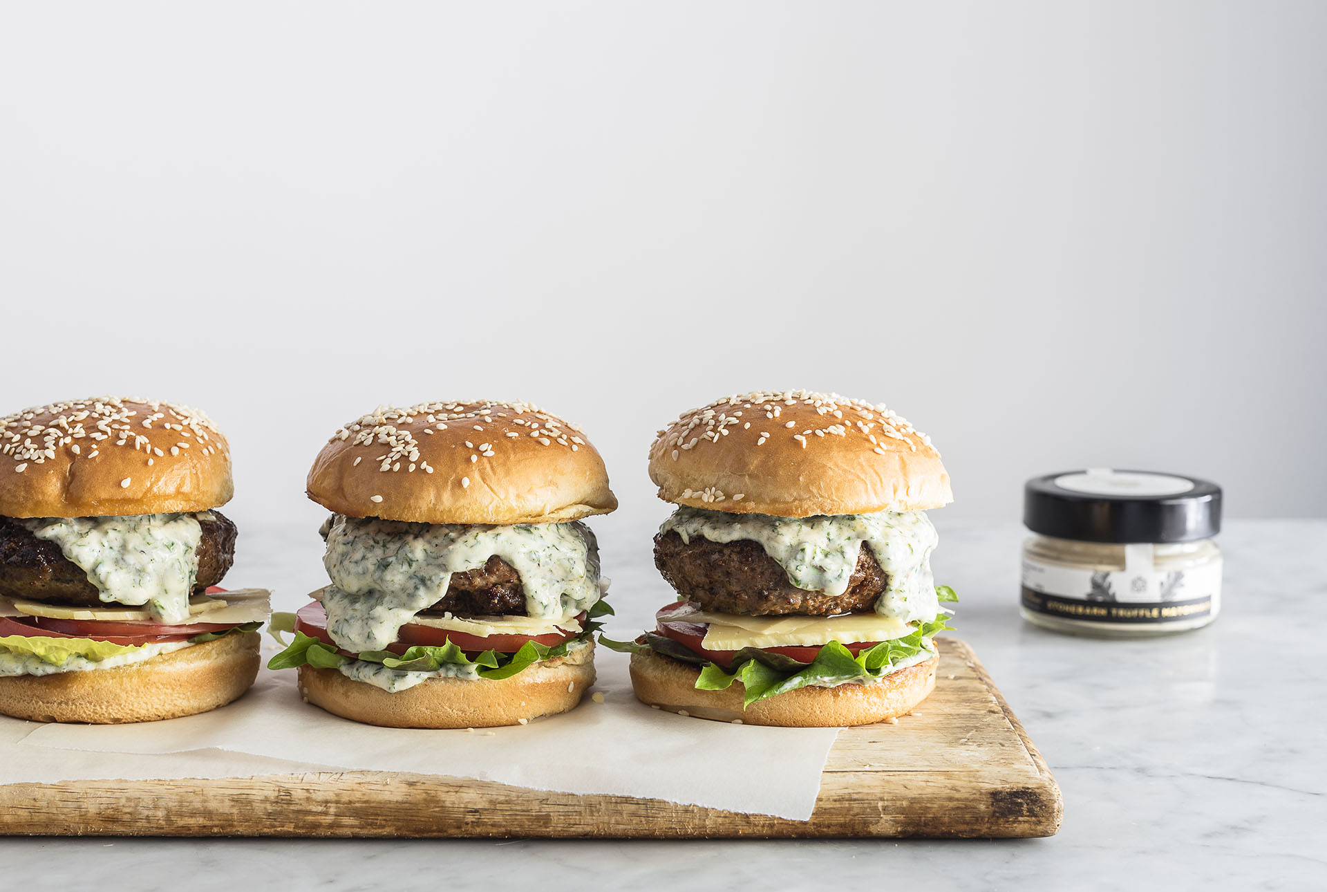 You are currently viewing Beef Burger with Tzatziki Truffle Mayo Dressing
