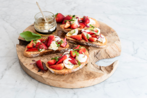 Read more about the article Bruschetta with Strawberries, Buratta & Warm Truffle Honey
